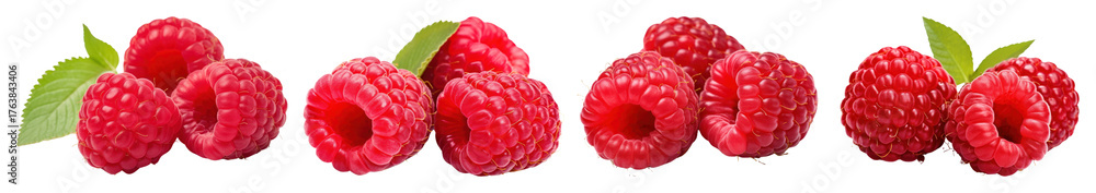 Obraz premium Fresh ripe raspberries with leaves