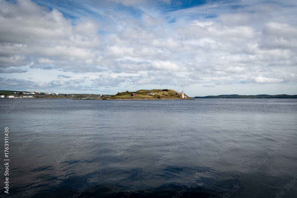 Fototapeta premium Halifax, Canada - September 26, 2025: Out and about in Halifax Harbor on a beautiful, slightly cloudy autumn day.