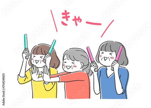 推しを見て興奮する複数のシニア女性のイラスト素材