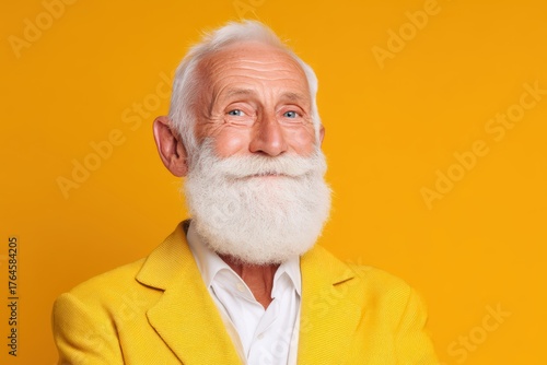 Elderly man with a thick wh...