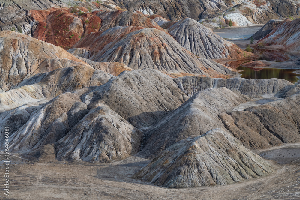 Φωτογραφία Ural Mars is an abandoned quarry of a refractory clay deposit in the Sverdlovsk region