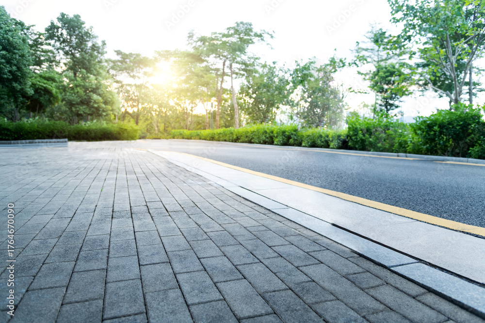 Fototapeta premium Pedestrian walkway next to the highway
