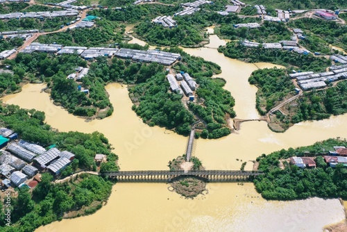 Foto Aerial drone view of the Rohingya refugee camp in Cox's Bazar, Bangladesh