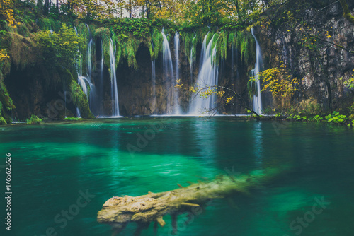 Fotografie Landscape View Of The Beautiful Plitvice Lakes National Park , Croatia