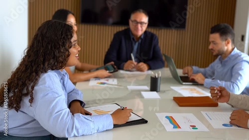 Group of multiracial business people working together for financial company inside modern office - Multi generational colleagues, entrepreneurs and teamwork concept