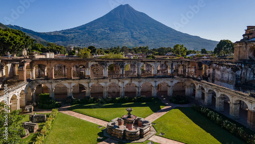 Foto Aerial view of the ruins of Antigua Guatemala