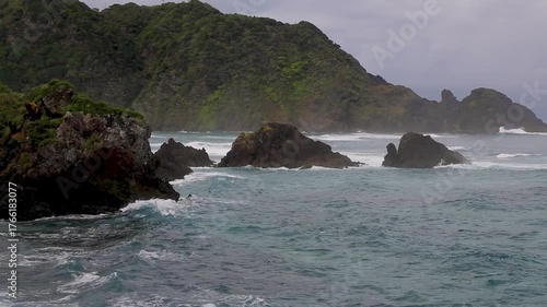 The powerful and dynamic sea of ​​AmamI