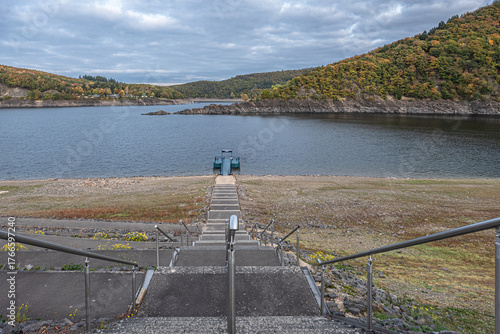 Wassernotstand am Rursee in Woffelsbach
