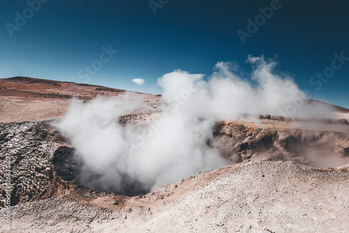 geyser sol de mañana in the desert of bolivia