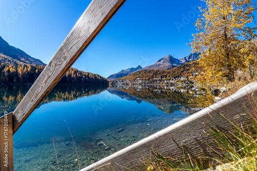 Herbst im Engadin in Graubünden in der Schweiz