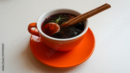 아침 식사, 채식주의, hot, 카페, 마시다, 고립시키는, 신선, 야채, red, 수프, 차, 먹을것, 그릇, 건강한, 잔, 계피, 시나몬