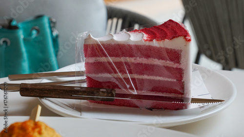 케이크, 디저트, 먹을것, 감미로운, 딸기, 과일, 크림, red, 맛있는, 슬라이스, 미식가, 파이, 조각, 간식