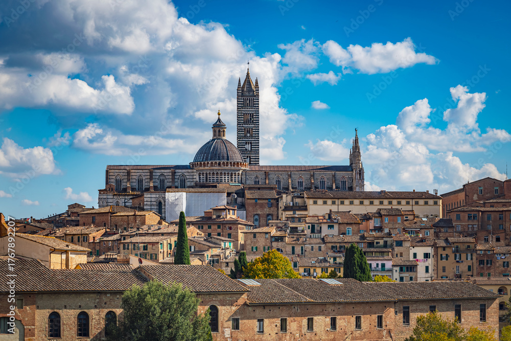 Fototapeta premium Old buildings in the city of Siena, Tuscany, Italy.