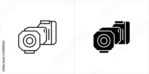 Two camera icons, one outline and one filled