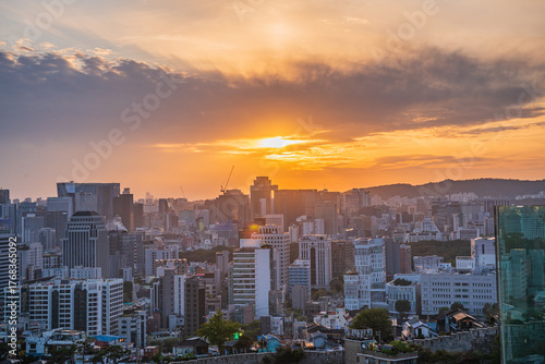 Photography Seoul's Namsan Tower and its surrounding cityscape during the autumn day