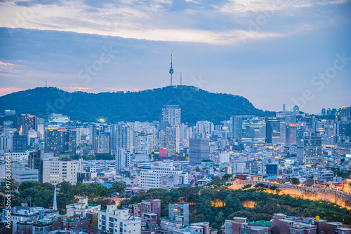 Photography Seoul's Namsan Tower and its surrounding cityscape during the autumn day