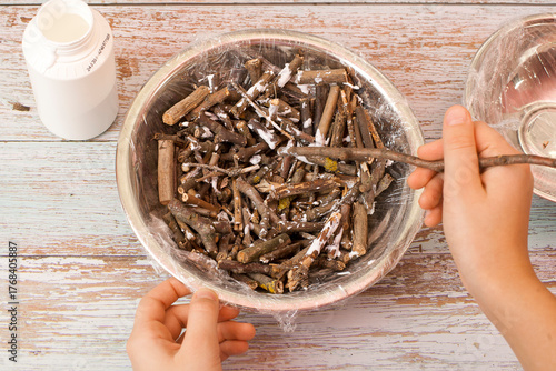 Step by step. How to create a vintage wooden fake vase. Step 4 from 6.