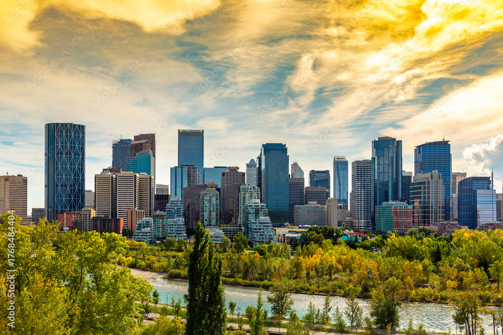 Naklejka premium Calgary at sunset, Canada