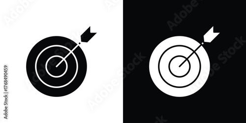 Objectives icon in solid silhouette set. Vector Illustration.