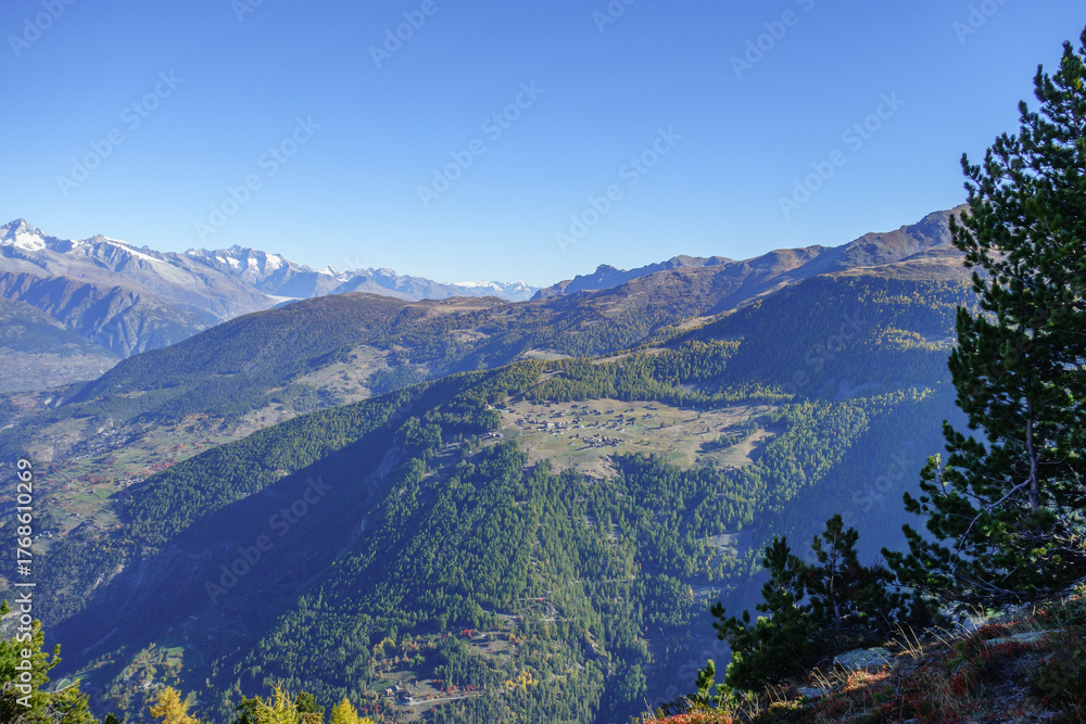 Fototapeta premium herbst in den schweizer alpen