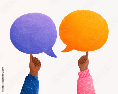 Duas mãos segurando balões de fala coloridos, representando comunicação e diálogo em vetor