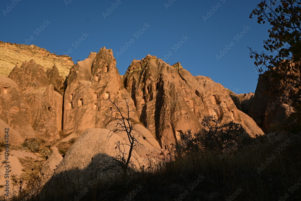 Fototapeta premium Volcanic Rock Formations and Cave Houses in Cappadocia, Turkey