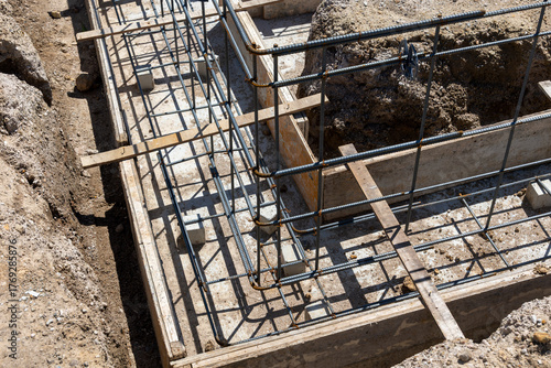 住宅建設素材　基礎工事