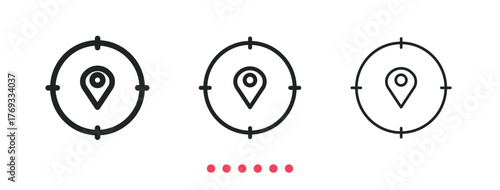 Target navigation icon. Thin line icon vector