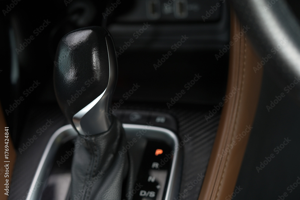 Obraz premium Car gears are available in both manual and automatic, depending on the driver's needs.