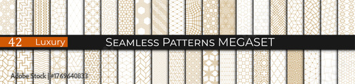 Golden Elegance – Luxurious Seamless Patterns for Refined Design Projects
