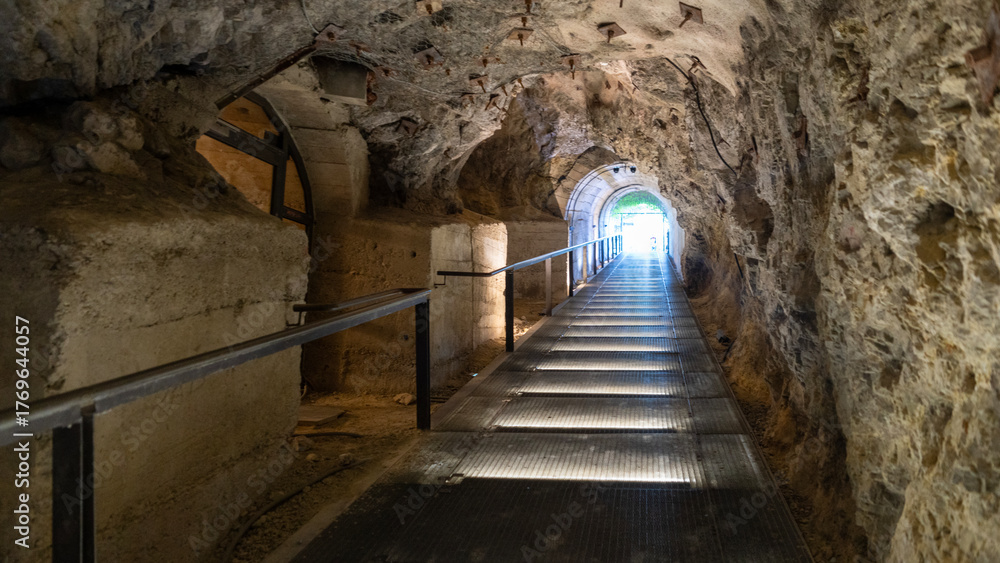 Obraz premium inside the cave