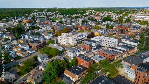 Fotografía aerial view of new england town in massachusetts
