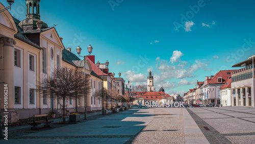 Картината върху платно old town square bialystok