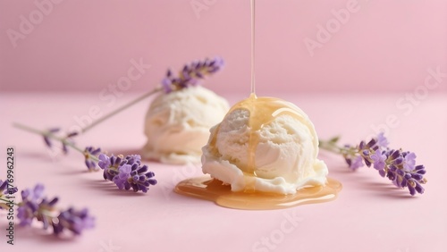 Vanilla Ice Cream with Honey