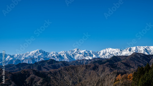 Wallpaper Mural 冠雪の北アルプス　山並み　長野県白馬村 Torontodigital.ca