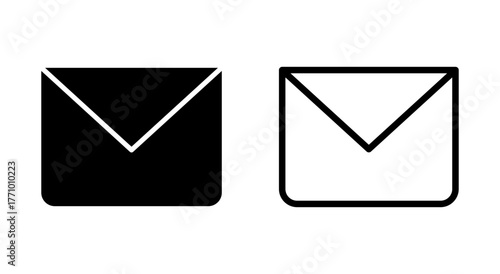 Mail icon symbol for apps and websites. email sign and symbol. E-mail icon. Envelope icon