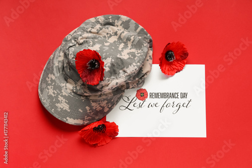 Poppy flowers with uniform ...
