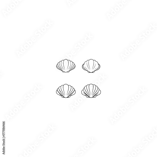 Sea shell icon. Set of pearl shell icons. Vector illustration. Shell vector icons.