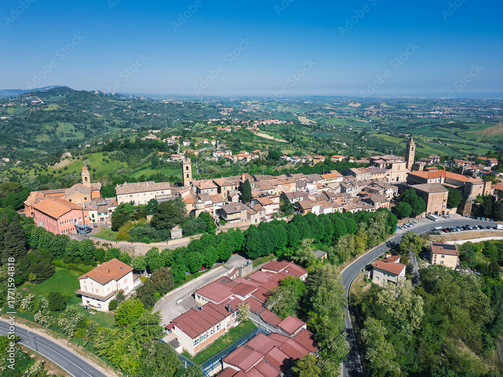 Obraz premium Italy, October 2025: Aerial view of the medieval village of Saludecio in the Province of Rimini in Emilia-Romagna.