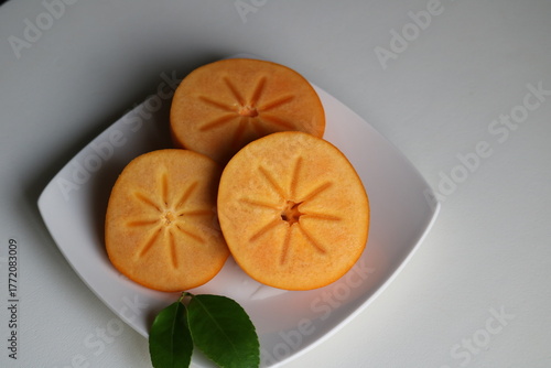 スライスした柿の実　栄養