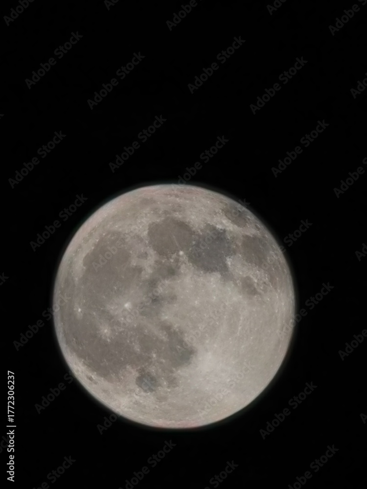 Obraz premium full moon over black