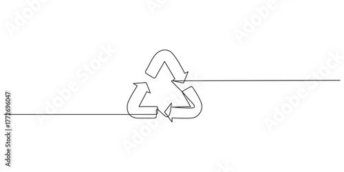 Continuous Line Drawing of a Recycling Symbol