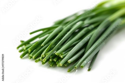 Fresh chives for culinary u...