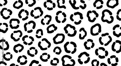 Black and White Leopard Print Seamless Pattern Background