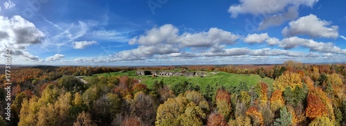 Le fort de Vaux, appelé brièvement fort Dillon, est situé sur les communes de Damloup et de Vaux-devant-Damloup, près de Verdun, dans la Meuse en Lorraine