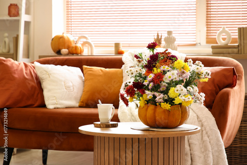 Pumpkin with beautiful autu...