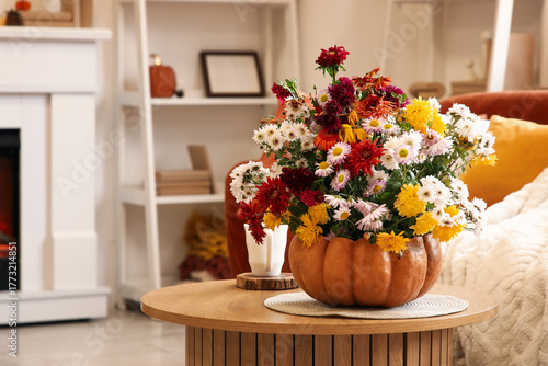 Pumpkin with beautiful autu...