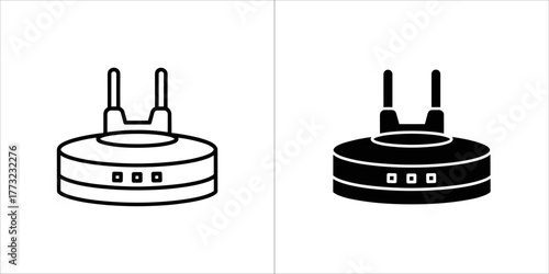 Wireless router with antennas