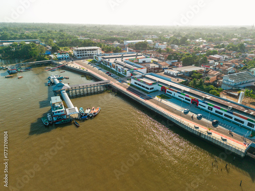 Orla da cidade de Barcarena no Pará