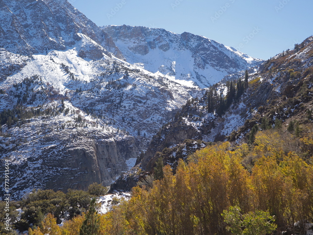Fototapeta premium Yosemite National Park sights and landscapes.